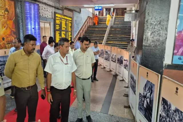Chandauli News: विभाजन विभीषिका स्मृति दिवस पर लगी एकदिवसीय प्रदर्शनी.  
