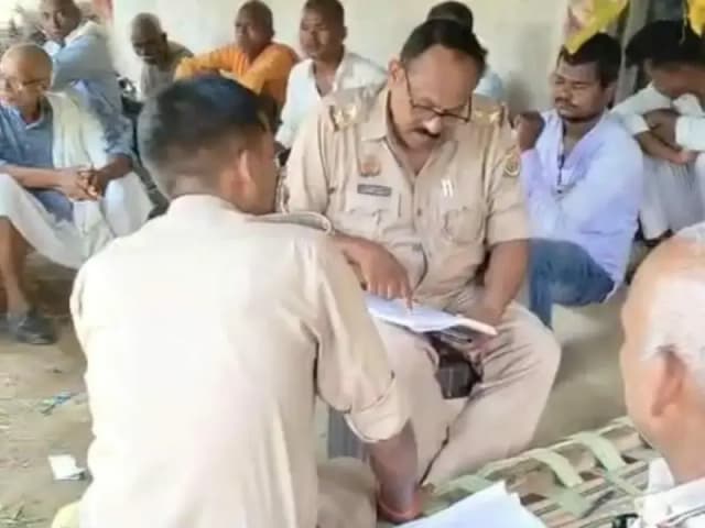 Sonbhadra News: फंदे से झूलकर वक्ती ने की आत्महत्या, परिजनों में घटना से मचा कोहराम.