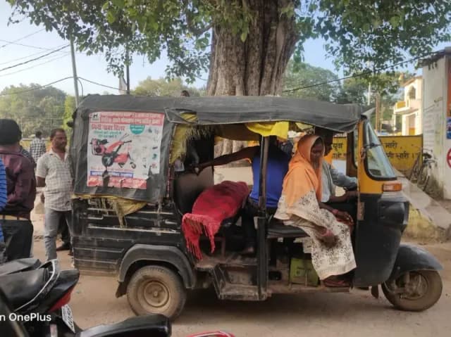 Sonbhadra News: महिला की संदिग्ध परिस्थिति में मौत, मायका पक्ष ने लगाया हत्या का आरोप.