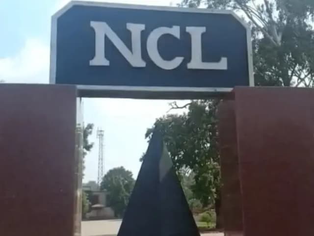 Sonbhadra News:  NCL में विस्थापितों को नौकरी में धोखा, CJM सोनभद्र में 8 सितंबर को सुनवाई.