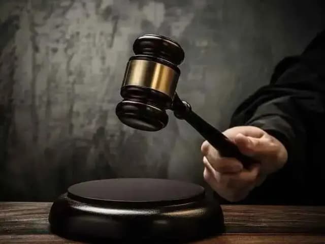 Sonbhadra News: हत्याकांड मामले में दोषी पति को सश्रम आजीवन कारावास, साढ़े तीन वर्ष पूर्व हुए सावित्री देवी हत्याकांड का मामला.
