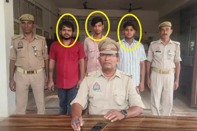 Chandauli News: यात्री को नशीला कोल्ड ड्रिंक पिलाकर ऑटो चालक ने साथियों के साथ यात्री को लूटा, यात्री के खाते से निकाले 90 हजार.
