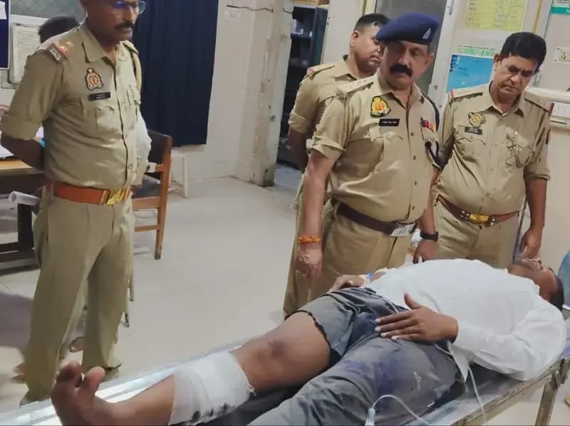 Sonbhadra News: नाबालिग से दुष्कर्म का 25 हज़ार का आरोपी पुलिस की मुठभेड़ में घायल, तमंचा और कारतूस बरामद.