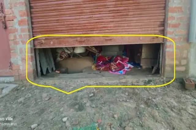 Chandauli News: चोरों ने बंद घर को बनाया निशाना लाखों रुपये कीमत के जेवरात पर हाथ किया साफ.  