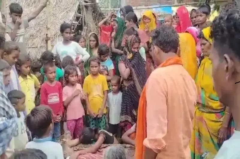 Chandauli News: खेलते समय नहर में गिरे दो मासूम भाई, पानी में डूबने से एक की मौत.