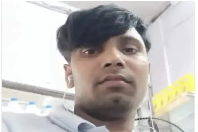 Chandauli News: पराग डेरी बूथ संचालक ने जहर खाकर दी जान, पुलिस को मामले की नहीं है जानकारी.