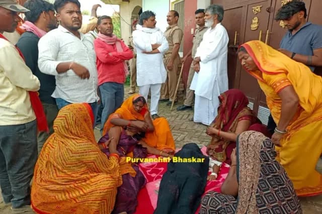 Chandauli News: झोलाछाप डॉक्टर की लापरवाही से इलाज के दौरान बच्चे की मौत, परिजनों ने किया हंगामा. 