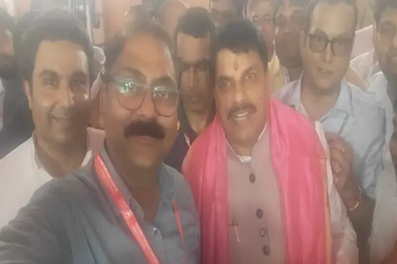 Chandauli News: रामनगर इंडस्ट्रीयल एसोसिएशन को सीएम मोहन यादव ने औद्योगिक विकास के लिए हर संभव मदद का भरोसा दिया.