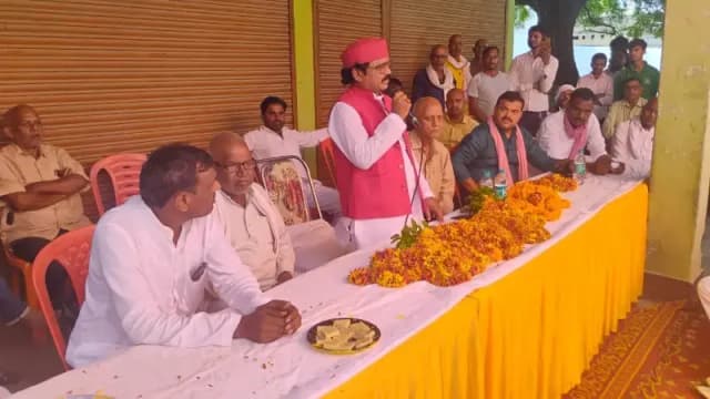 Sonbhadra News: सड़क और बिजली के लिए  संसद से सड़क तक लड़ाई लडूंगा- छोटेलाल खरवार. 