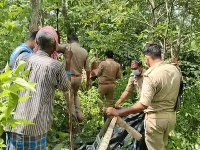 Sonbhadra News: मशहूर पिकनिक स्पॉट अबाड़ी क्षेत्र में मिला महिला का शव, मचा हड़कंप.