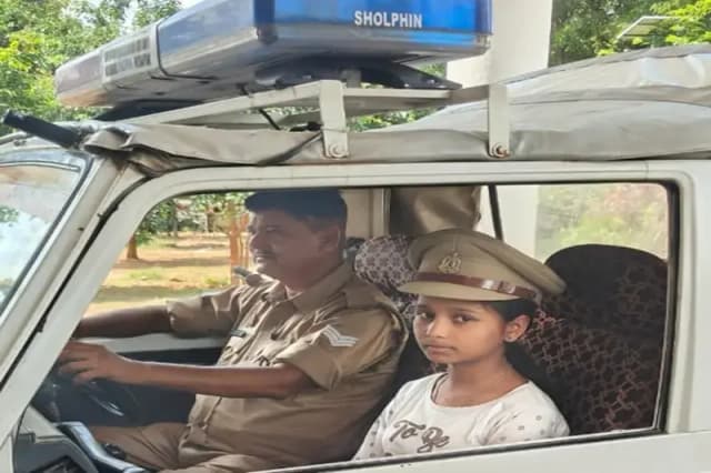 Chandauli News: कक्षा 6 की छात्रा बनी एक दिन की चकरघट्टा थानाध्यक्ष.
