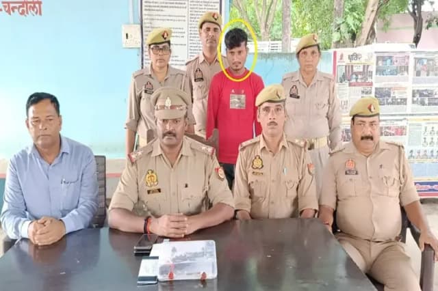 Chandauli News: शादी के लिए पैरामेडिकल छात्रा को धमकी देने वाला सिरफिरा आशिक गिरफ्तार. 