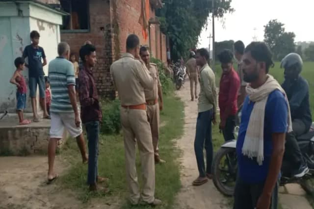 Chandauli News: महिला का शव मिलने से हड़कंप, जांच में जुटी पुलिस.
