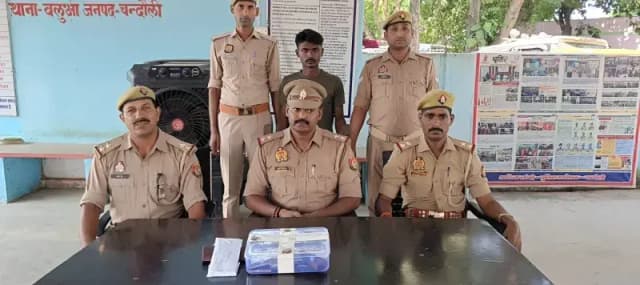 Chandauli News: भौकाल बनाने और दबंगाई के लिए तमंचा रखने का शौक युवक को पड़ा भारी, गया जेल.
