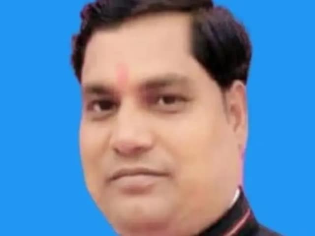 Sonbhadra News: कोन ब्लॉक अध्यक्ष सुजीत यादव निष्कासित, अनुशासनहीनता पर कार्रवाई.
