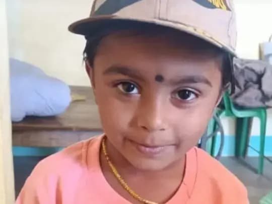 Sonbhadra News: संदिग्ध परिस्थिति में 6 वर्षीय बच्ची का कुएं में मिला शव, जांच में जुटी पुलिस.