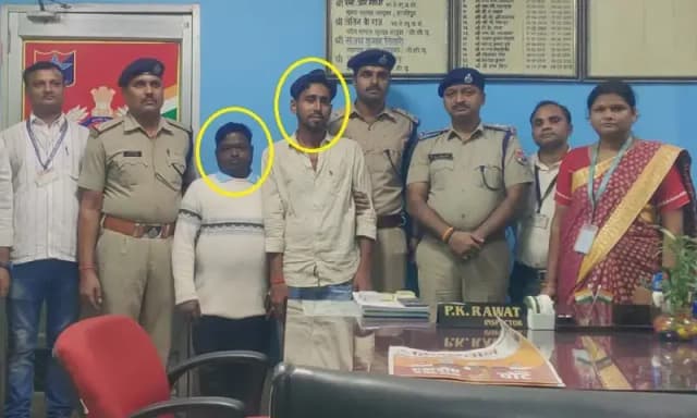 Chandauli News: आरपीएफ ने दो ट्रेनों से 07 नाबालिग बच्चों को कराया मुक्त, 02 मानव तस्करों को किया गिरफ्तार.