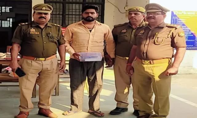 Chandauli News: अवैध पिस्टल और कारतूस के साथ वांछित आरोपी गिरफ्तार.
