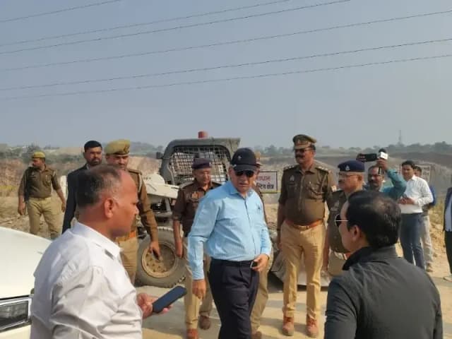 Sonbhadra News: खनन हादसे के पीड़ित परिवारों को 20 लाख की सहायता, अवैध खनन के दोषियों पर होगी सख्त कार्रवाई: मंत्री रविंद्र जायसवाल.