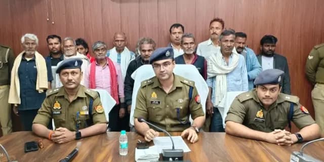 Chandauli News: फर्जी जमानतदार गैंग का भंडाफोड़, 16 गिरफ्तार,8 फरार, दलाल तैयार करते थे फर्जी दस्तावेज.
