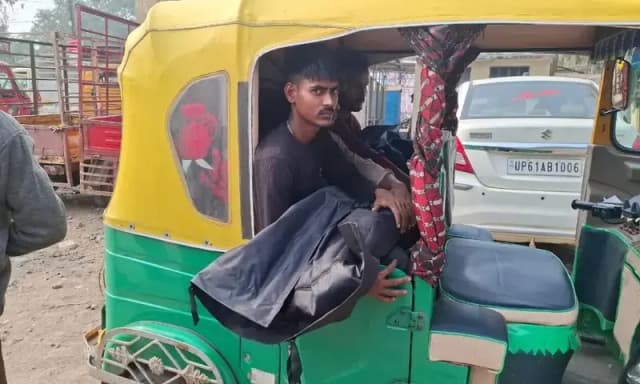 Chandauli News: मां की डांट से आहत युवती ने ट्रेन के सामने कूदकर दी जान.