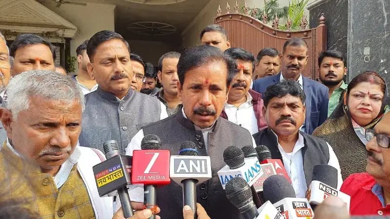 Chandauli News: कैबिनेट मंत्री अनिल राजभर ने अखिलेश यादव पर बोला हमला, कसा तंज.