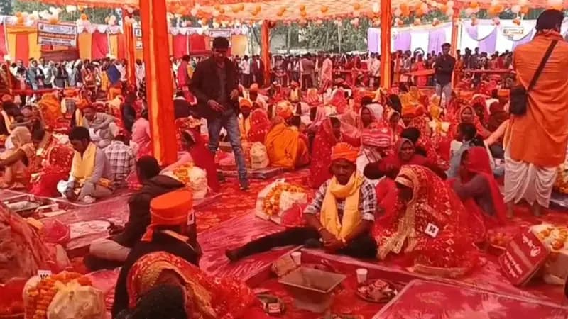 Sonbhadra News: 358 जोड़ों का सामूहिक विवाह संपन्न, मुख्यमंत्री सामूहिक विवाह योजना के तहत हुआ आयोजन.