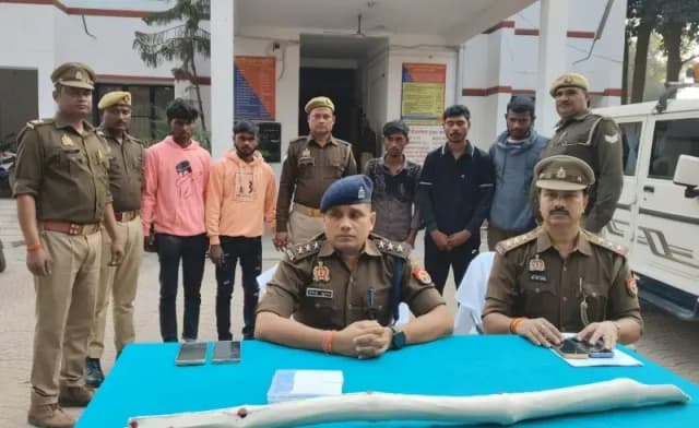 Chandauli News: पीयूष हत्याकांड का खुलासा, 5 हत्यारोपी गिरफ्तार, 2 फरार, घटना को लेकर हुई थी सैयदराजा पुलिस की किरकिरी.
