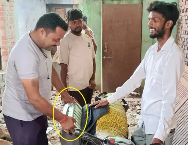 Chandauli News: बिहार भेजी जा रही भारी मात्रा में शराब की खेप, आबकारी विभाग अनजान.
