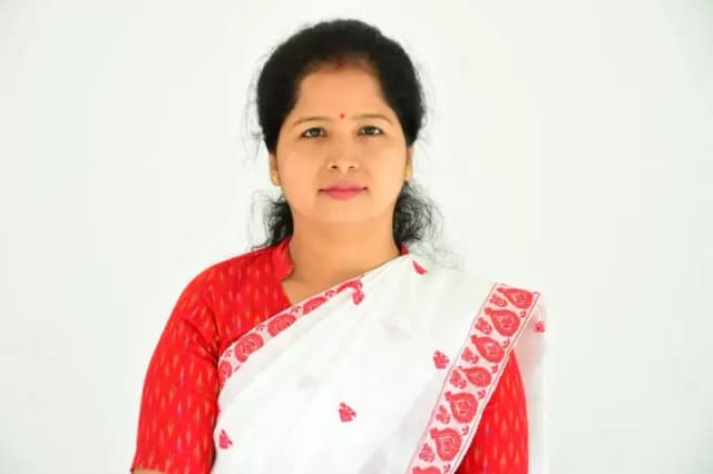 Chandauli News: जिला कृषि रक्षा अधिकारी ने किसानों से कि अपील, स्क्रब टायफस व लैप्टोस्पायरोसिस से सतर्क रहें.
