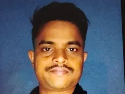 Sonbhadra News: ट्रेन की चपेट में आने से युवक की मौत, परिजनों ने लगाया हत्या का आरोप, पुलिस जांच में जुटी.