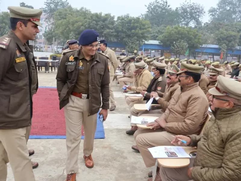 Sonbhadra News: मिशन शक्ति अभियान फेज–5.0 के प्रभावी क्रियान्वयन हेतु हुई पुलिसकर्मियों की लिखित परीक्षा.