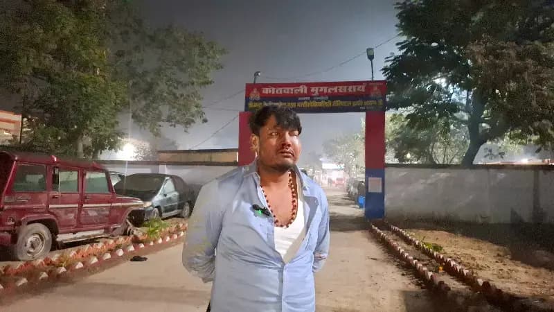 Chandauli News: गाड़ी साइड करने के विवाद में युवक पर दबंगो ने किया हमला, पीड़ित लहूलुहान.
