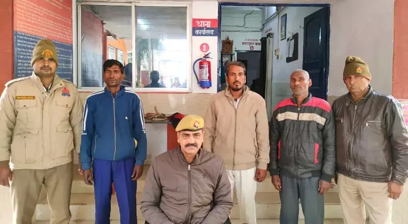 Chandauli News: जमीनी विवाद में हुई मारपीट की घटना में शामिल तीन वांछित अभियुक्त गिरफ्तार

