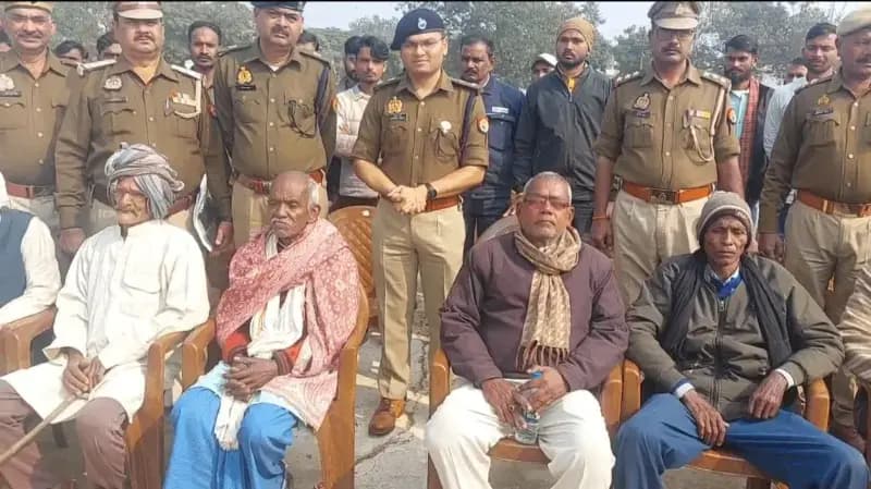 Sonbhadra News: जिले के 20 पूर्व अपराधियों की हिस्ट्रीशीट बंद की, कई वर्षों से आपराधिक गतिविधि न करने पर मिला लाभ.