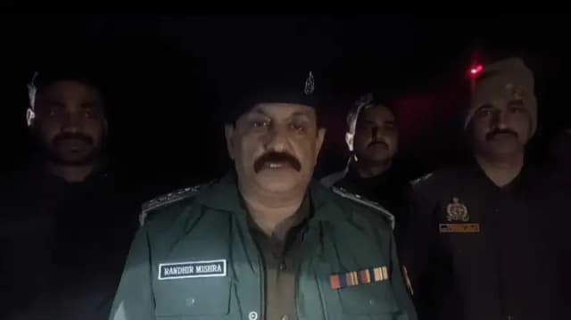 Sonbhadra News: पुलिस की बड़ी कार्रवाई, 10 लाख रुपये की चोरी के मामले में टप्पेबाज गिरोह से मुठभेड़, दो घायल समेत तीन गिरफ्तार.