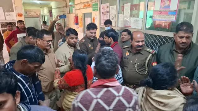 Chandauli News:प्रसव के आधे घंटे बाद महिला की मौत, परिजनों का हंगामा.
