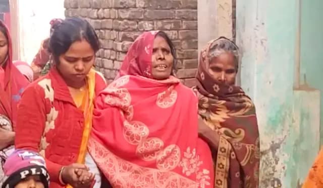 Chandauli News: ठंड और शीतलहर की चपेट में आने से मजदूर की मौत, परिजनों में कोहराम.
