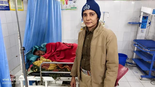 Chandauli News: प्रसव पीड़ा से तड़प रही महिला की मददगार बनी आरपीएफ डीडीयू की ‘मेरी सहेली’ टीम. 
