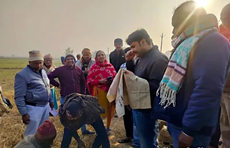 Chandauli News: किसानों के विरोध के आगे बेबस हुआ सिंचाई विभाग, बैरंग लौटी टीम.
