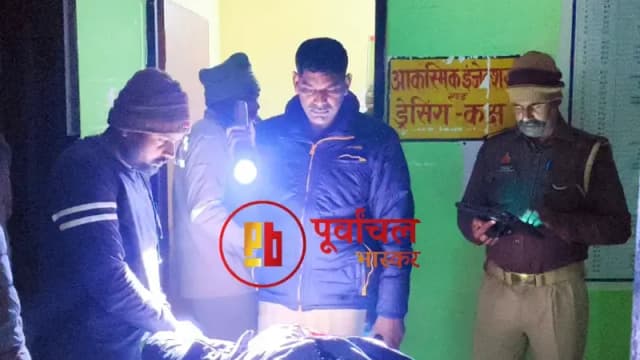 Chandauli News: नशे में बाइक चलाना पड़ा भारी, ट्रक से टकराई बाइक, तीन ट्रॉमा सेंटर रेफर.
