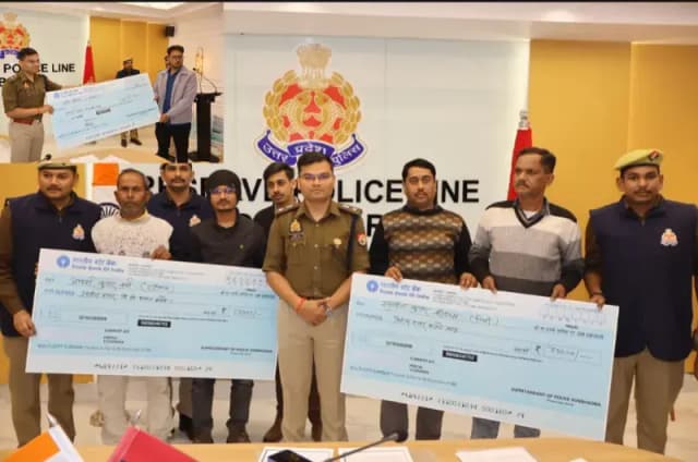 Sonbhadra News:  NCRP पोर्टल व हेल्पलाइन 1930 पर त्वरित कार्रवाई का असर, साइबर ठगी के 48 पीड़ितों का ₹23.12 लाख वापस.