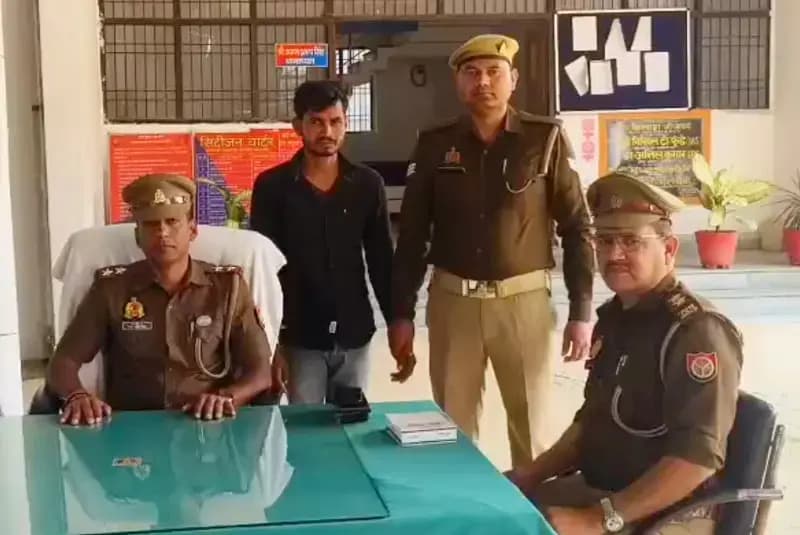 Chandauli News: ₹25 हजार इनामिया गोवंश तस्कर गिरफ्तार.