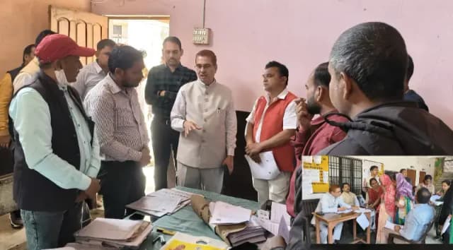 Sonbhadra News: डीएम ने महाशिवरात्रि पर मतदान केंद्रों का किया निरीक्षण, मतदाताओं से फॉर्म-6 भरने की अपील.