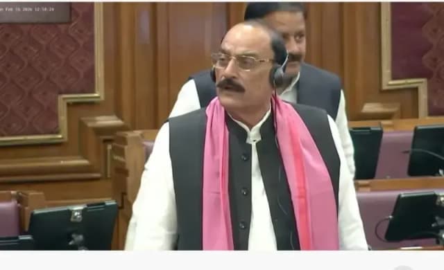 Chandauli News: विधानसभा में सपा विधायक ने उठाई सकलडीहा की आवाज, बीमार मरीजों की मदद का मुद्दा गरमाया.
