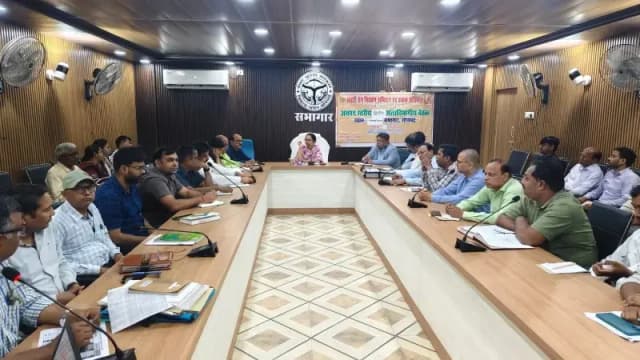 Sonbhdra News: 1 अप्रैल से संचारी रोग नियंत्रण अभियान, 10 अप्रैल से दस्तक अभियान शुरू.
