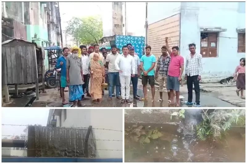 Sonbhadra News: कांशीराम आवास में पानी की बर्बादी पर भड़के लोग, सपा कार्यकर्ताओं संग किया प्रदर्शन.
