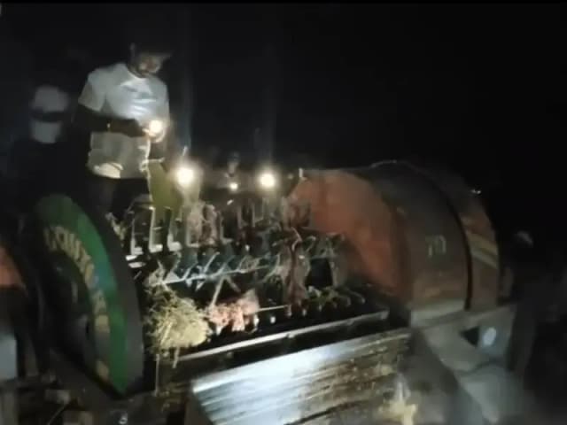 Sonbhadra News: थ्रेशर में फंसकर मजदूर की दर्दनाक मौत, मड़ाई के दौरान हुआ हादसा.

