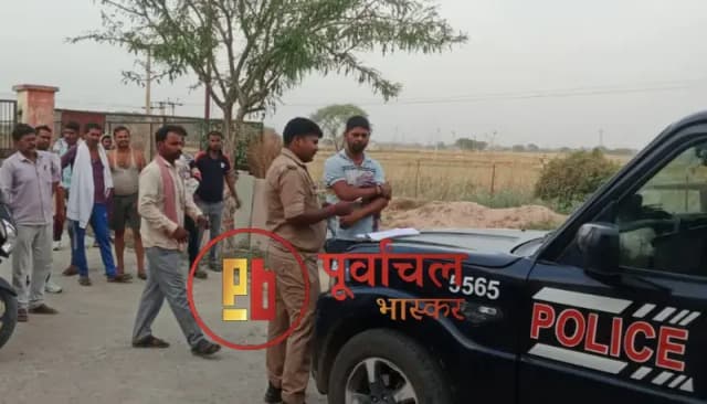 Chandauli News: बिजली चोरी के आरोपी ने उपकेंद्र में घुसकर कर्मी से की मारपीट, अभिलेख फाड़े.
