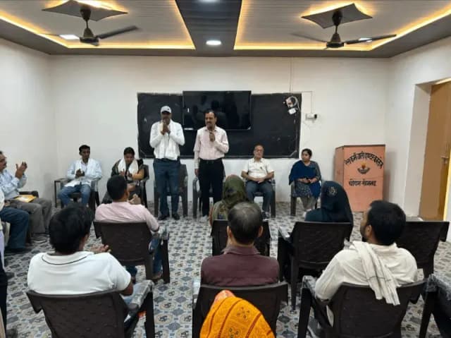 Sonbhadra News: रेल कर्मचारी इंटर कॉलेज चोपन में शिक्षक अभिभावक संघ का गठन, श्याम सुंदर मिश्र बने अध्यक्ष.